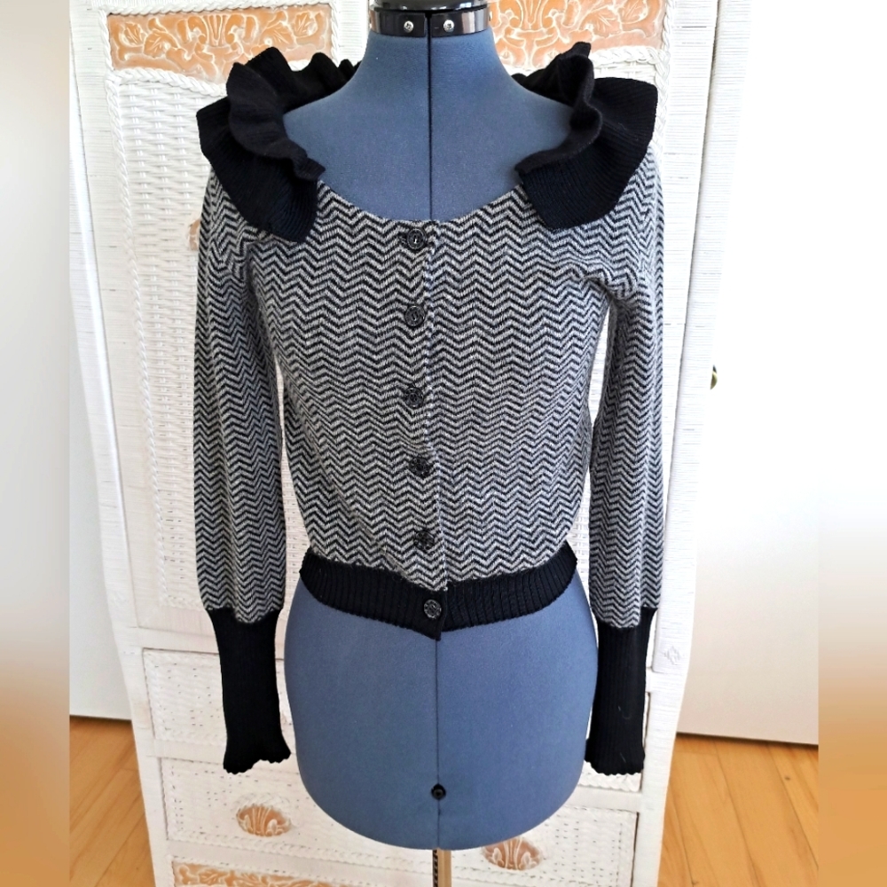 Betsy J Like Wool Knit Cardigan Cheveron Heart Patch Sleeve Ruffle Sweater JAPAN